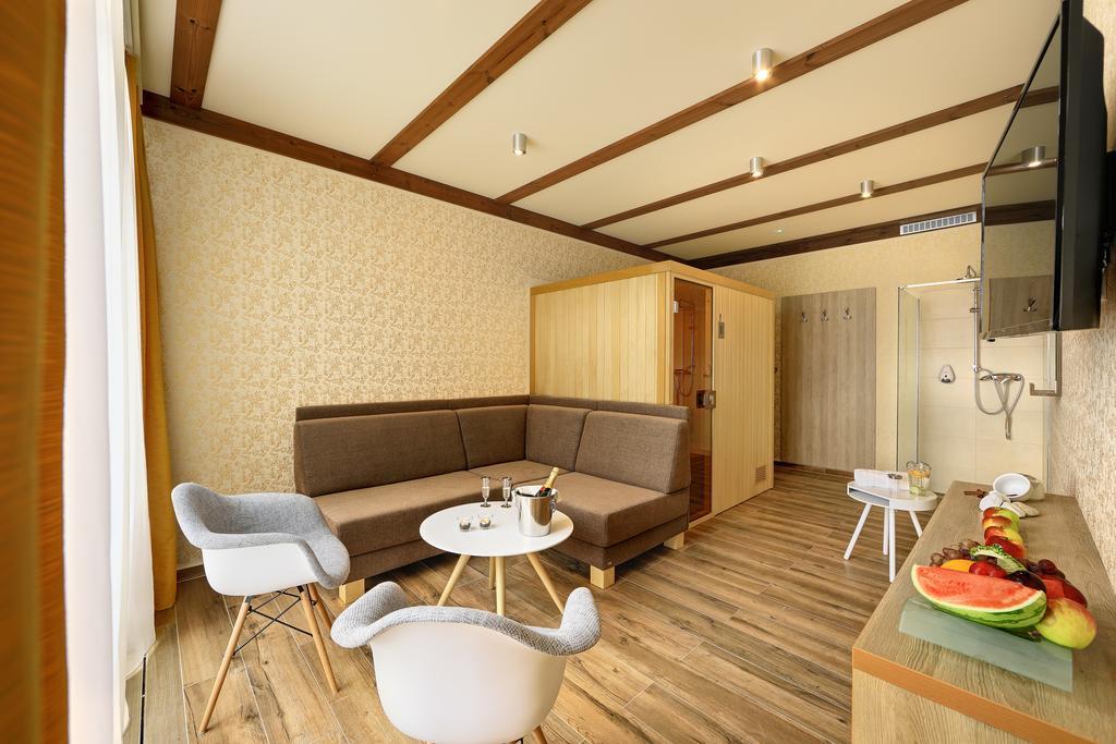 Hotel Resort Relax Dolni Vltavice Экстерьер фото